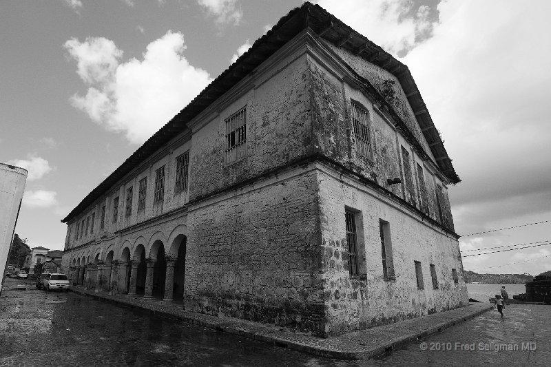 20101204_114340 D3S.jpg - Old Customs House, Portobelo, Panama